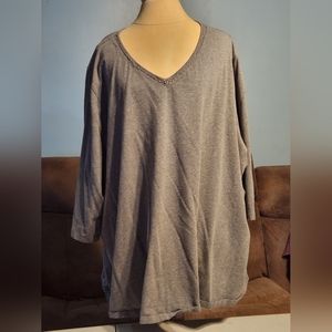 Catherines Suprema Grey 4x (30-32) V neck w lattice trim, 3/4 sleeve